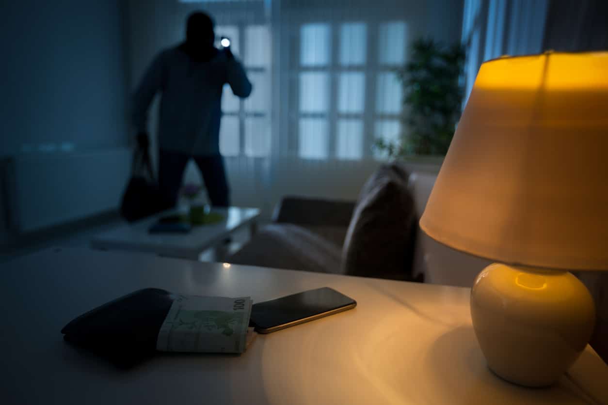 Does Homeowners Insurance Cover Theft?